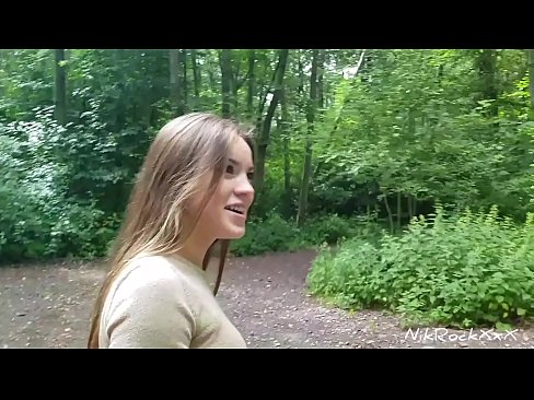❤️ Mi proponis al Evelina, ke ni fiku en publika loko! Ŝi diris jes. Tiam mi fikis ŝin en la azenon kaj kumis en ŝia buŝo. Tiam ŝi pisis sin. ❤ Pornofilmo ĉe ni ❌️