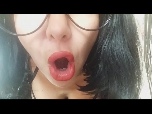 ❤️ Kara, via duonpatrino ne lasos vin iri al lernejo hodiaŭ... Mi bezonas vin tro multe... ❤ Pornofilmo ĉe ni ❌️