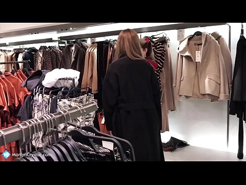 ❤️ Lesbaninoj masturbas kaj lekas butikon de ĉaso - gin gerson crystal marilyn ❤ Pornofilmo ĉe ni ❌️